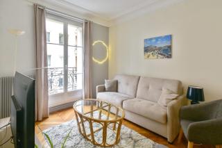 Appartement Haussman et son balcon - Welkeys - Parijs - 9