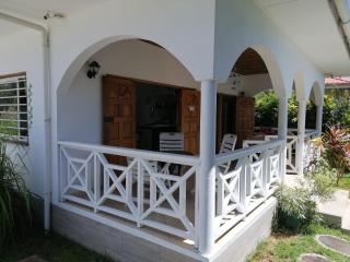 Maison de Vacanze - Baie Sainte Anne - 0