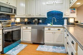 Surfside Beach Condo with Ocean Access and Balcony! - Myrtle Beach - 3