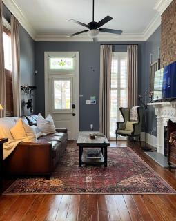Luxury Historic Shotgun Home in Lower Garden District - New Orleans - 4
