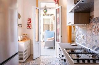 Merlo House - Inside the historical center - Palermo - 1