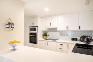 Free night on us this winter at A Little Jewel By The Sea - Mollymook - 3