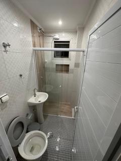 Apto 11 - Com 1 dorm prox a praia da Enseada com piscina! - 1