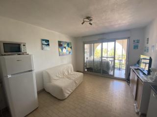 Superbe T2 à Sète - Face mer, loggia, parking privé, proche plage et commerces - FR-1-338-518 - 7