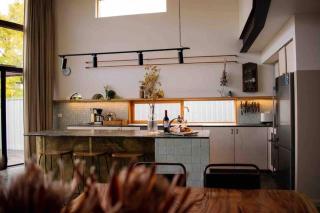 The Glasshouse on Silver Creek - Beechworth - 9