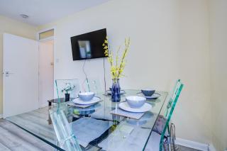 Spacious Urban Apartment in Croydon - Croydon - 9