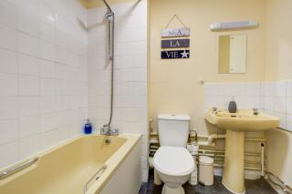 Spacious Urban Apartment in Croydon - Croydon - 8
