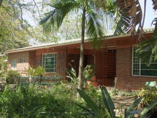 Dinizulu Cottage - Hluhluwe - 8