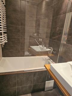 Apartament Rodzinny - całodobowe zakwaterowanie, bezpłatny parking - 1