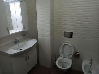 Lovely new apartment near the historic center. - Valona - 3