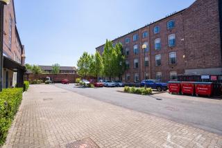Ensuite Bedrooms with Shared Kitchen and Apartments at Simpsons Hall in Nottingham - Nottingham - 5