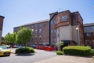 Ensuite Bedrooms with Shared Kitchen and Apartments at Simpsons Hall in Nottingham - Nottingham - 2
