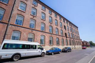 Ensuite Bedrooms with Shared Kitchen and Apartments at Simpsons Hall in Nottingham - 8