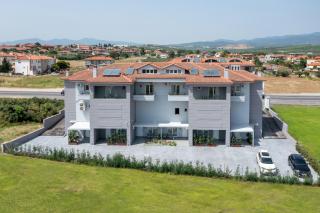Calives Premium Stay - Kalivia Poligirou - 8