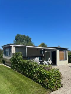 Gezellige STACARAVAN met groot, zonnig terras! - 2