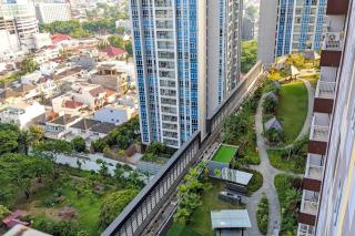 The cozy & luxury room in Podomoro City Deli Medan - 7