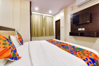 FabHotel Golden Leaf Mansarover - 2