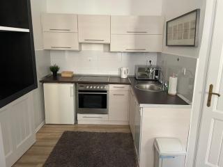 Roland Apartment Downtown - Pope Subway - Budapest - 1