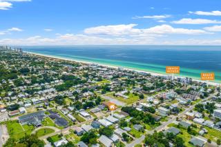 Charming Retreat, a Short Walk to Laguna Beach, with Room for 10! - Panama City Beach - 6