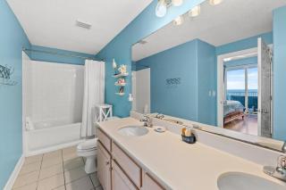 Large Balcony! Gulf Front Master Suite! Many Amenities On-Site! - Panama City Beach - 3