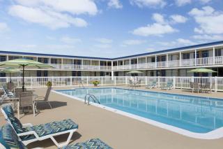 Days Inn by Wyndham Waynesboro - Waynesboro - 8