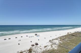 Gulf Front Master Suite! Directly On The Beach! 3 BR / 2 BA! Sleeps 8! - Panama City Beach - 7
