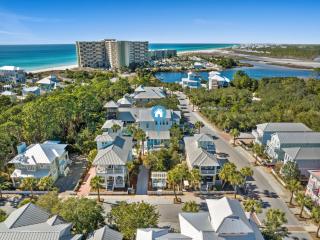 Quaint 2BR/25BA Cottage Nestled Between 30A & Panama City Beach! Sleeps 6! - Panama City Beach - 7