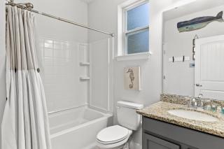 The FUN Orange home in a Great Location with bonus GAME room - Rosemary Beach - 5
