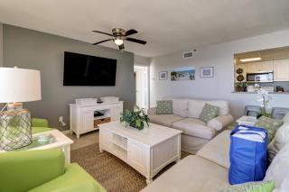 AMAZING VIEWS! Newly Listed! Family Friendly Unit! Resort Pools! - Panama City Beach - 3