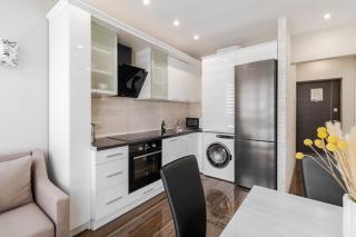 InshiApartments on Hazova str 2 - Lwiw - 6