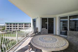 Stunning 2 BR/2 BA Third Floor Unit Directly On Santa Rosa Beach! Sleeps 6! - Santa Rosa Beach - 9