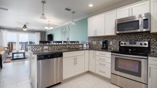 Beautiful Townhome Right On The Gulf - Get Ready To Relax! - Panama City Beach - 5