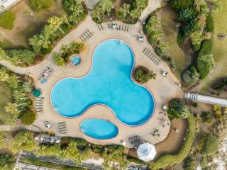 Fun In The Sun! Crescent at Miramar - Gulf Front+Beach Chairs - Destin - 5