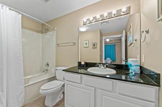 Right Across The Street From Pier Park! 2 Pools Overlooking Gulf!Next To Pier - Panama City Beach - 3