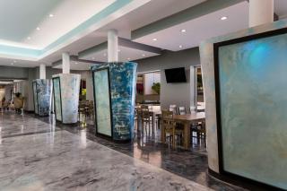 Clarion Hotel San Angelo near Convention Center - San Angelo - 2