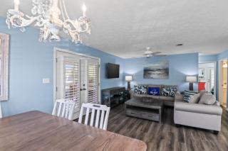 Contemporary Bungalow / West End PCB / Available NOW! / Perfect for Family - Panama City Beach - 3