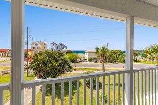 Vacation in This Gorgeous 2-Story Home! 3 BR 3 BA! Sleeps 8! - Panama City - 9