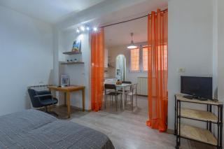 Mandala Central & Comfy Studio - Bolonia - 0