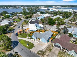 Pet Friendly Beach House ALL NEW Tastefully Remodeled w Golf Cart Included! - Panama City Beach - 1