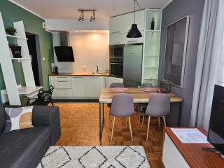 Apartament Rodzinny - całodobowe zakwaterowanie, bezpłatny parking - Toruń - 0