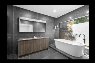 Sophisticated Abode - Mount Duneed - 3