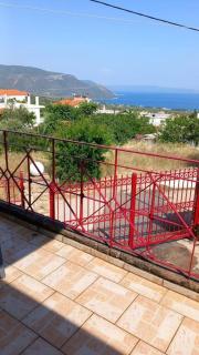 AMAZING VIEW IN ANTHIDONA - Loukísia - 6