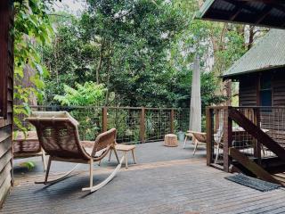 Nature lover’s comfy forest house for large group - - 0