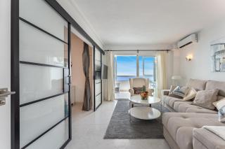 Coastal Charm Renovated 2Bed Apt, Pool, Sea Views - Benalmádena - 6