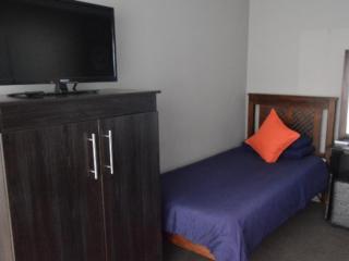 Andela Guesthouse - Bloemfontein - 8