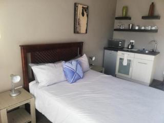Andela Guesthouse - Bloemfontein - 4