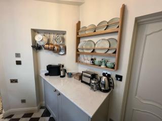 Luxury London English Charm - 1
