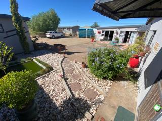 Karas-inn Bed and Breakfast - 3