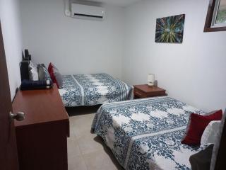 LODGE ELIZABETH HOUSE - 2