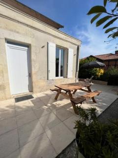 La Petite Angérienne - 1